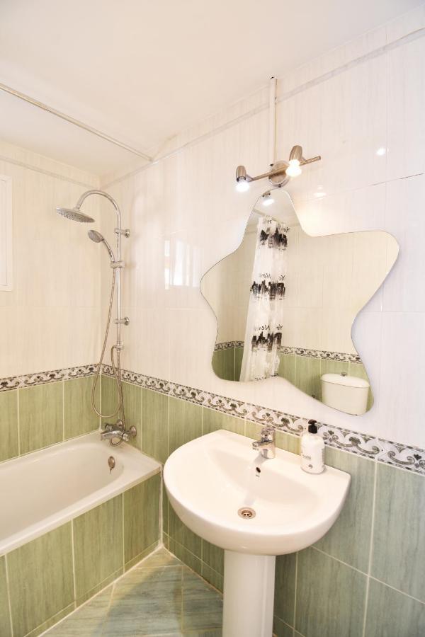 Apartamento De La Croix Apartment Fuengirola Luaran gambar