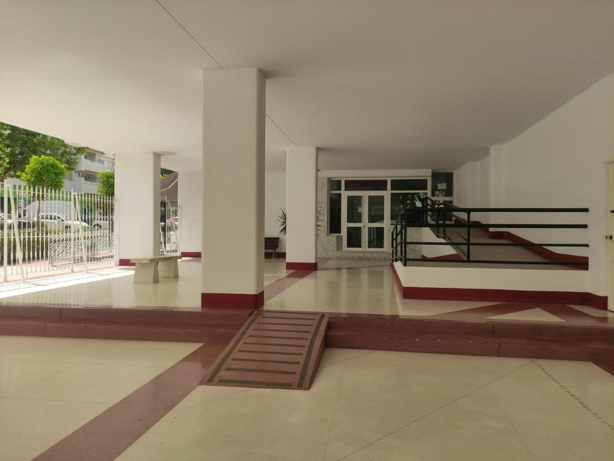 Apartamento De La Croix Apartment Fuengirola Luaran gambar